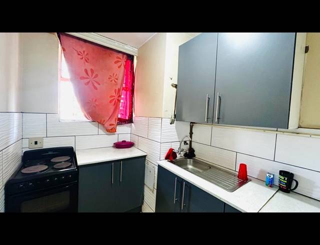 1 BEDROOM APARTMENT FOR SALE IN PRETORIA CENTRAL